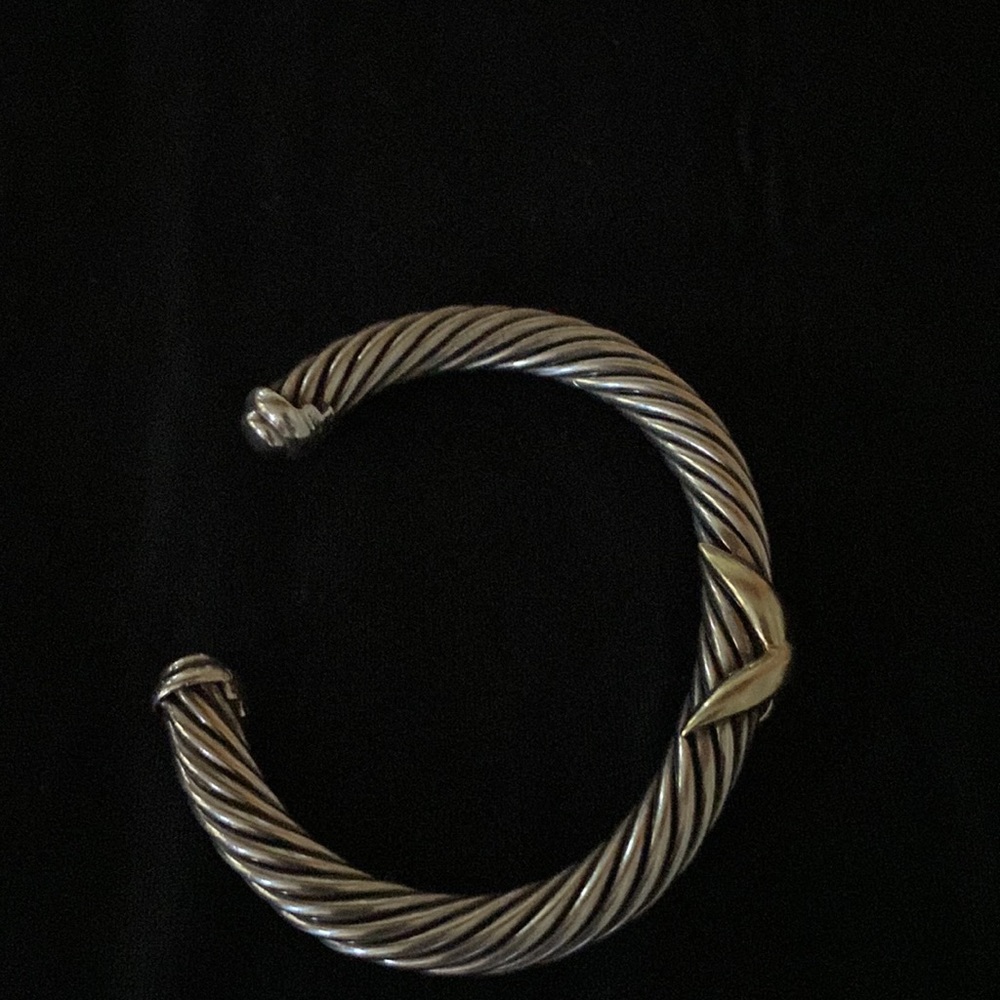 Cuff bracelet - Picture 3 of 3